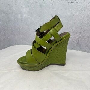❤️Bottega Veneta Intrecciato Leather Wedge Sandals.  Excellent Cond.  Sz 37.5